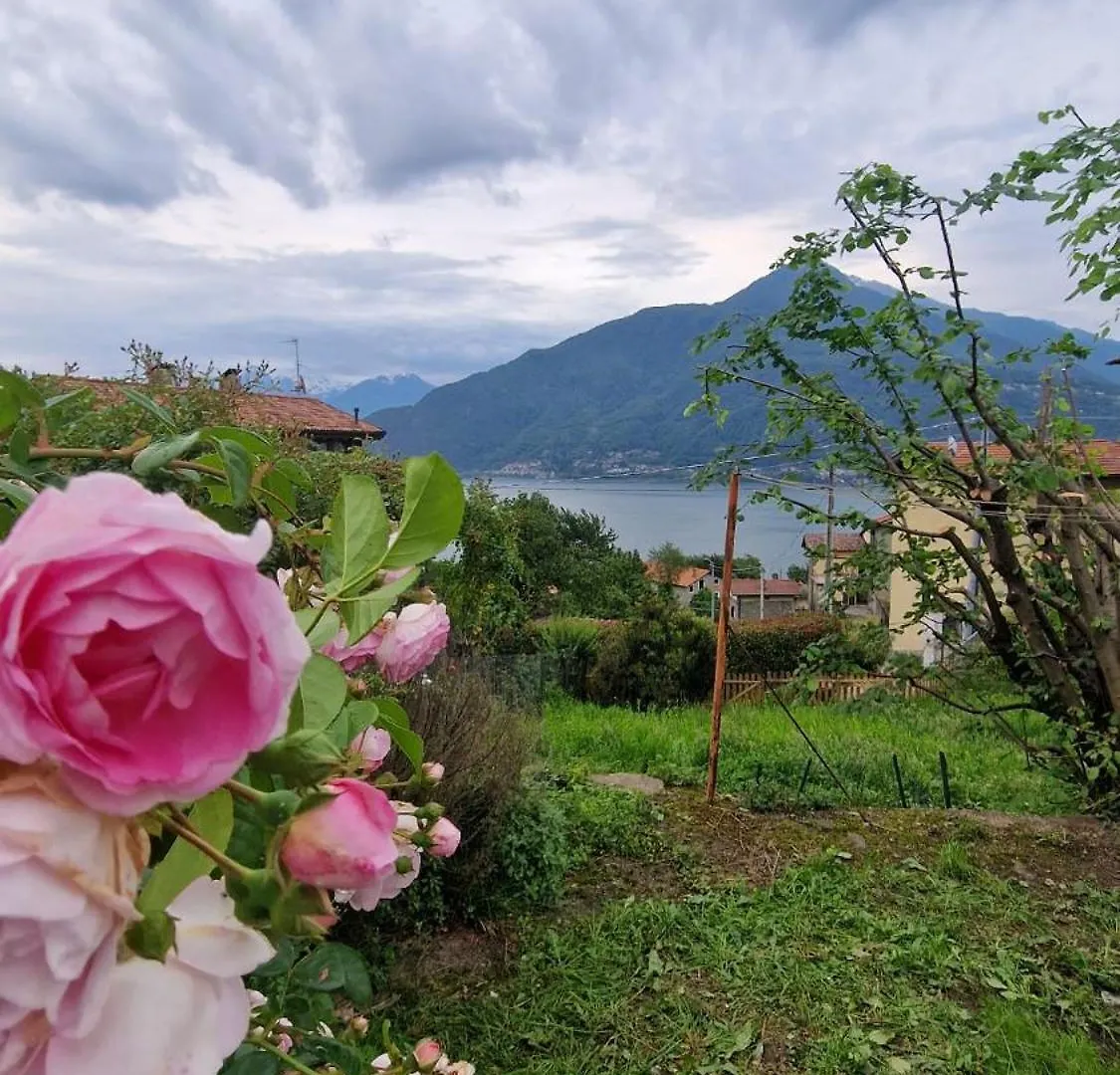 Villetta Con Giardino Privato Cremia Italy